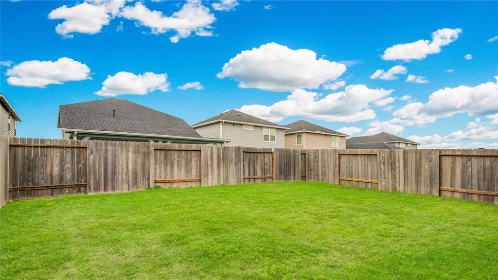 Image 34 of property listing at 5346 Sunny Ray Drive, Katy, TX 77493