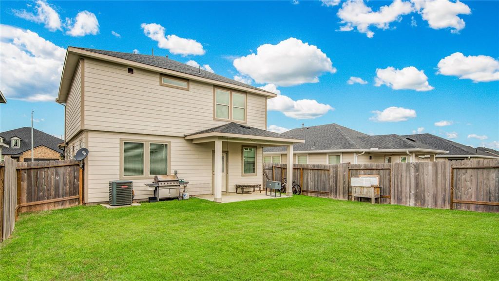 Image 35 of property listing at 5346 Sunny Ray Drive, Katy, TX 77493