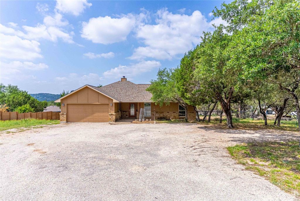 21607 Santa Carlo Ave, Lago Vista, TX 78645