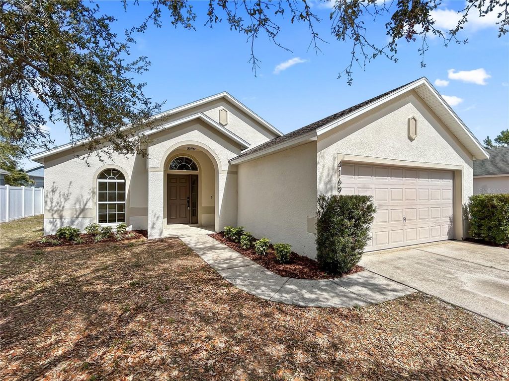 Image 1 of property listing at 4169 WALTHAM FOREST DRIVE, Tavares, FL 32778