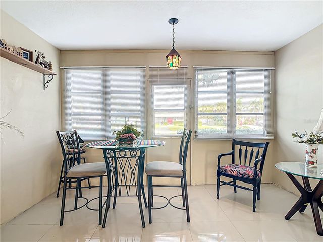 4500 37TH STREET S 8, St Petersburg, FL 33711