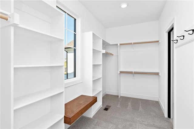 19317 Skyview Lane, Spring Hill, KS 66083