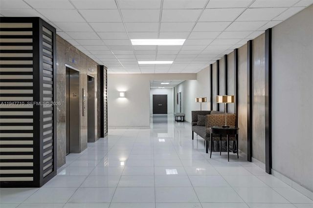 1623 Collins Ave 812, Miami Beach, FL 33139