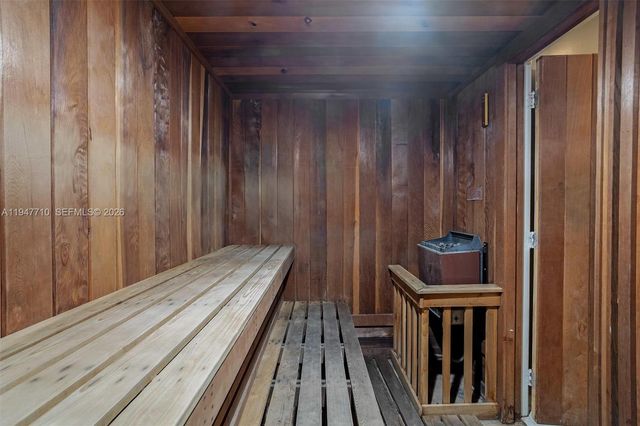 1623 Collins Ave 812, Miami Beach, FL 33139