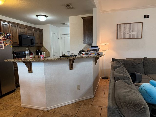 1204 E Nobles Ave, Midland, TX 79701