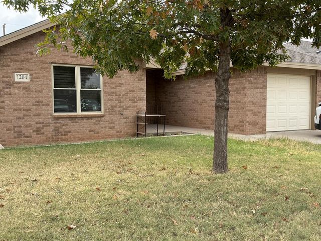 1204 E Nobles Ave, Midland, TX 79701