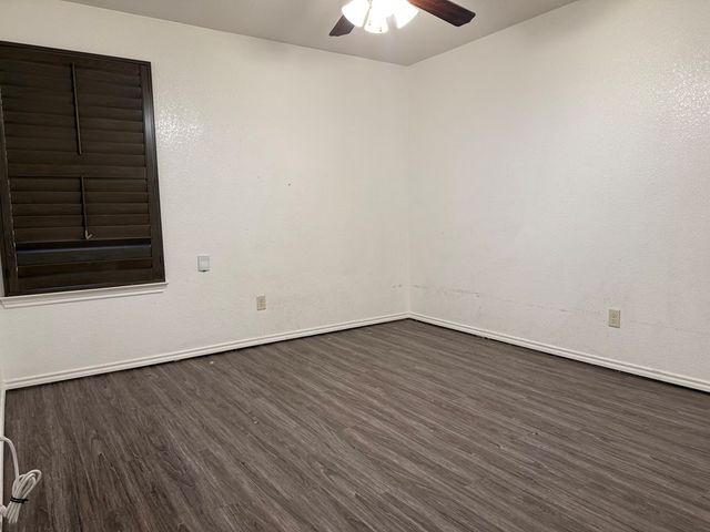 1204 E Nobles Ave, Midland, TX 79701