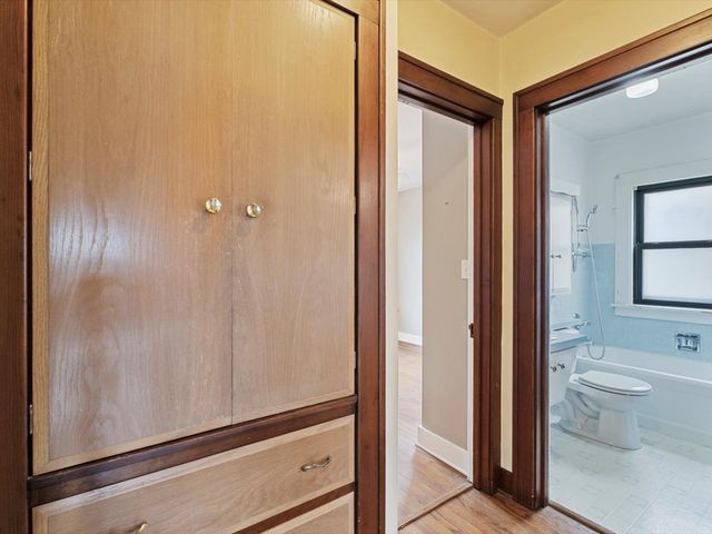 1826 41st Street, Rock Island, IL 61201