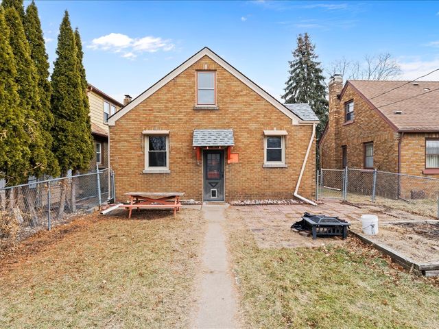 1826 41st Street, Rock Island, IL 61201