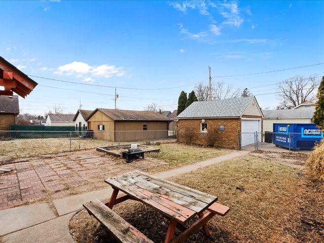 1826 41st Street, Rock Island, IL 61201