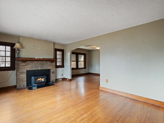 1826 41st Street, Rock Island, IL 61201