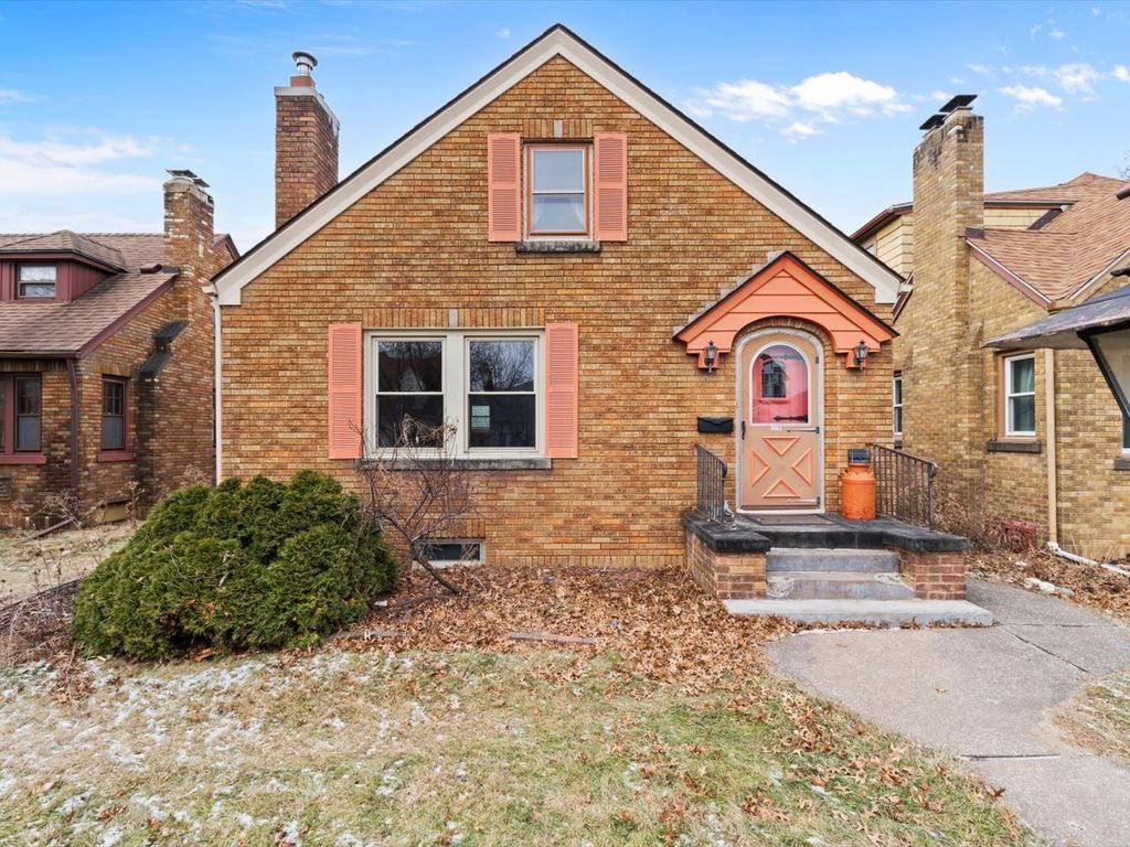 1826 41st Street, Rock Island, IL 61201