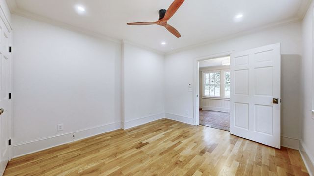 402 Lynnwood Blvd, Nashville, TN 37205