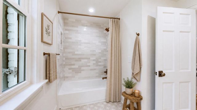 402 Lynnwood Blvd, Nashville, TN 37205