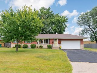 3118 66th Avenue N, Brooklyn Center, MN 55429