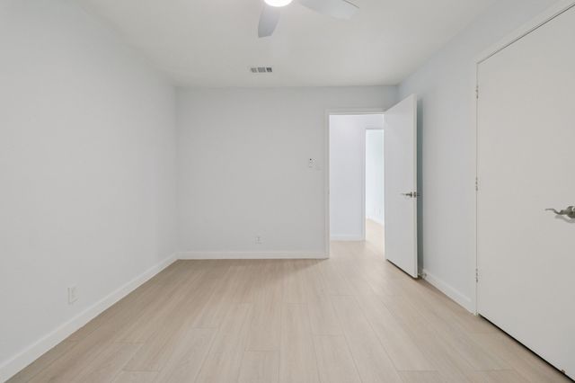 2204 Winewood Lane, Arlington, TX 76013