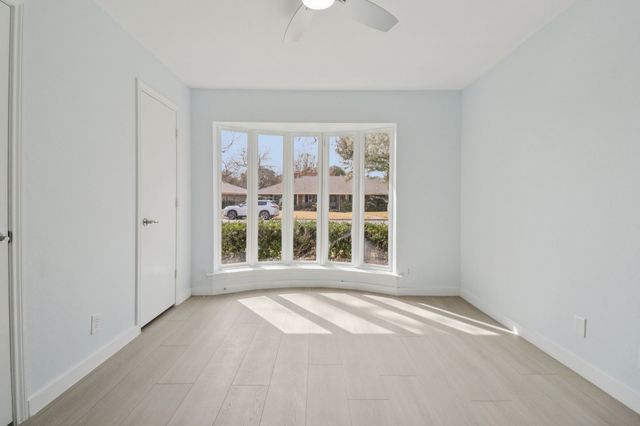 2204 Winewood Lane, Arlington, TX 76013