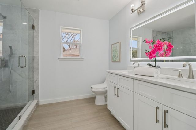 2204 Winewood Lane, Arlington, TX 76013