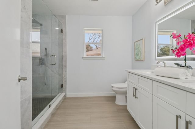 2204 Winewood Lane, Arlington, TX 76013