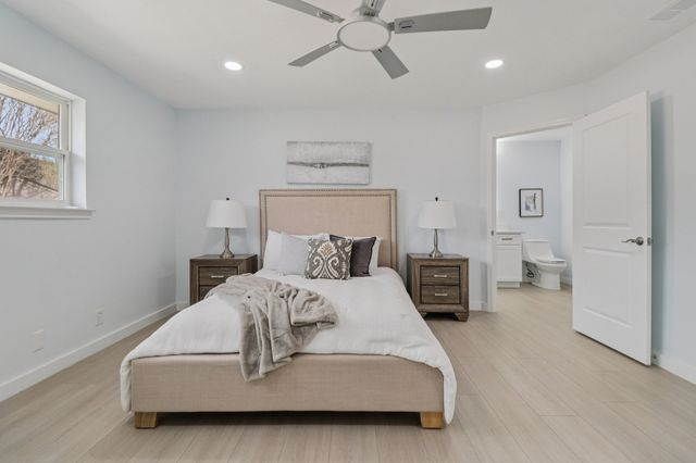 2204 Winewood Lane, Arlington, TX 76013