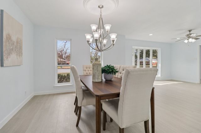 2204 Winewood Lane, Arlington, TX 76013