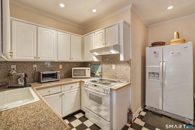 445 Orange Street, New Haven, CT 06511