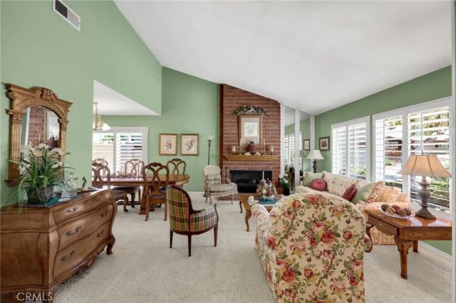 19762 Majorca, Yorba Linda, CA 92886