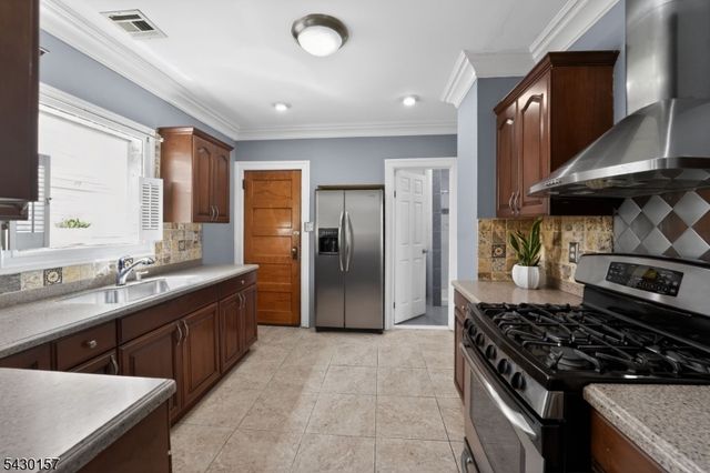 130 Sylvan Ave, Clifton City, NJ 07011