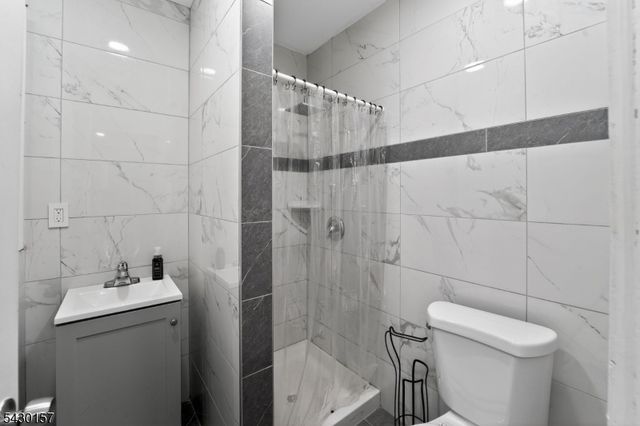 130 Sylvan Ave, Clifton City, NJ 07011