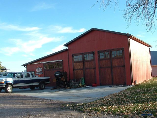 5750 LONGVIEW RD, Rapid City, SD 57703