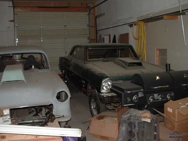 5750 LONGVIEW RD, Rapid City, SD 57703