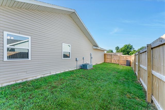 2709 W Beech Street, Rogers, AR 72756