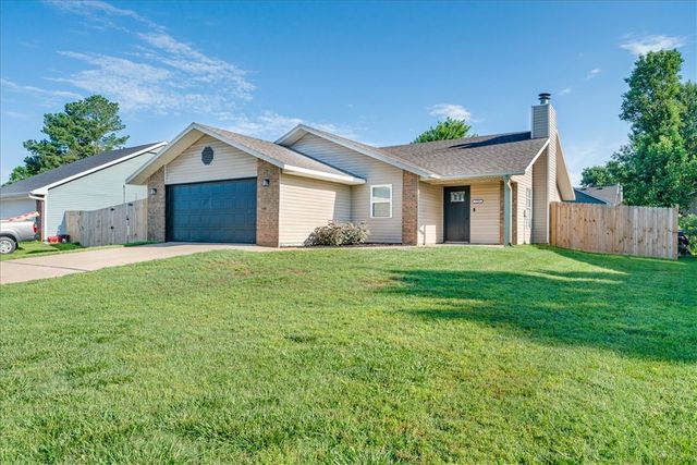 2709 W Beech Street, Rogers, AR 72756