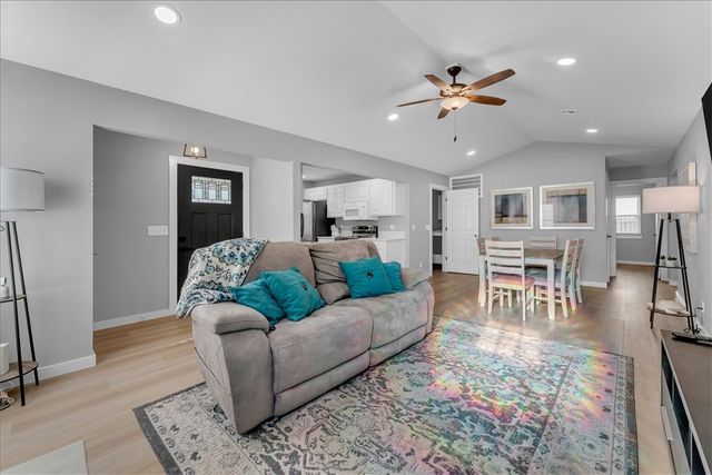 2709 W Beech Street, Rogers, AR 72756