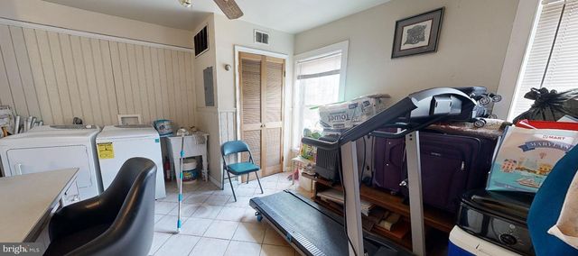 2322 E MONUMENT ST, Baltimore, MD 21205