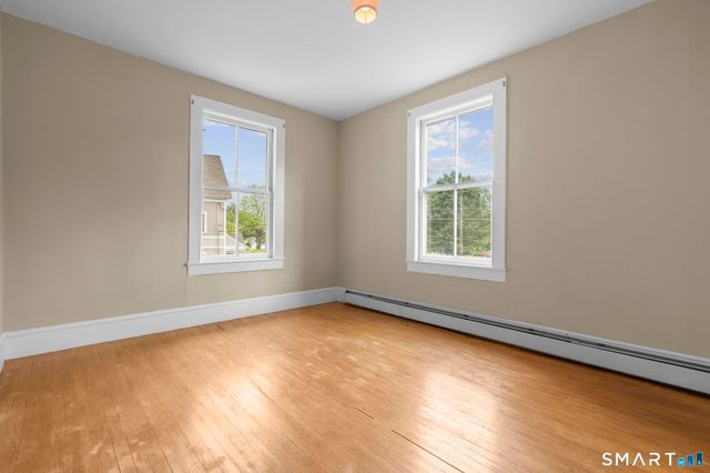 84 New Road, Avon, CT 06001
