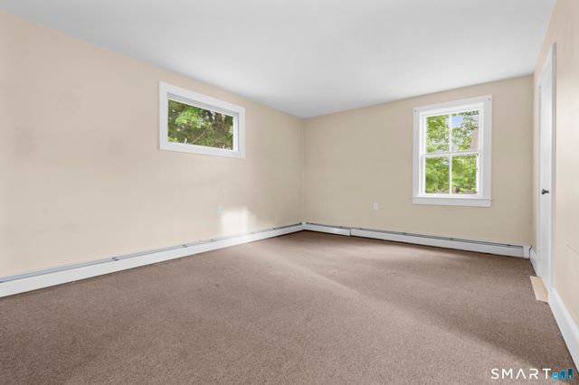 84 New Road, Avon, CT 06001