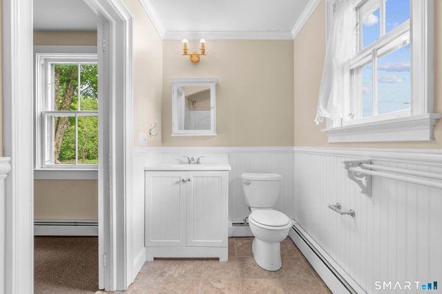 84 New Road, Avon, CT 06001