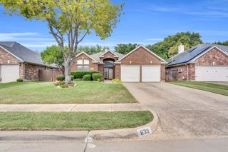 632 Joy Dianne Drive, Grand Prairie, TX 75052
