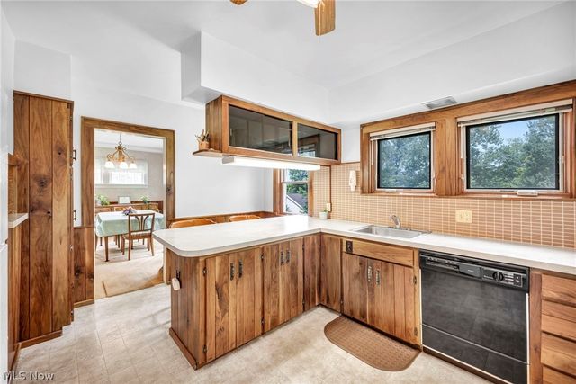 1161 Broadway Avenue, Bedford, OH 44146