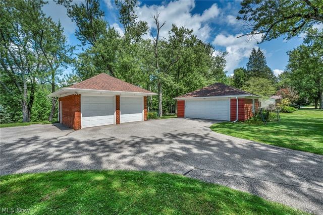 1161 Broadway Avenue, Bedford, OH 44146