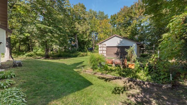 1520 White Cloud Drive S, Isle, MN 56342