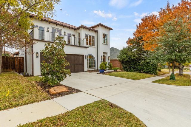 3904 W 5th Street, Fort Worth, TX 76107