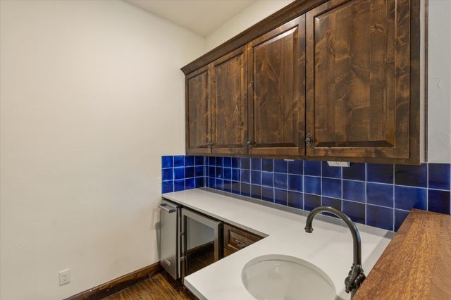 3904 W 5th Street, Fort Worth, TX 76107