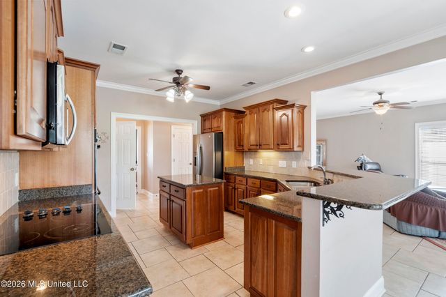 2180 Belmarie Drive, Southaven, MS 38672