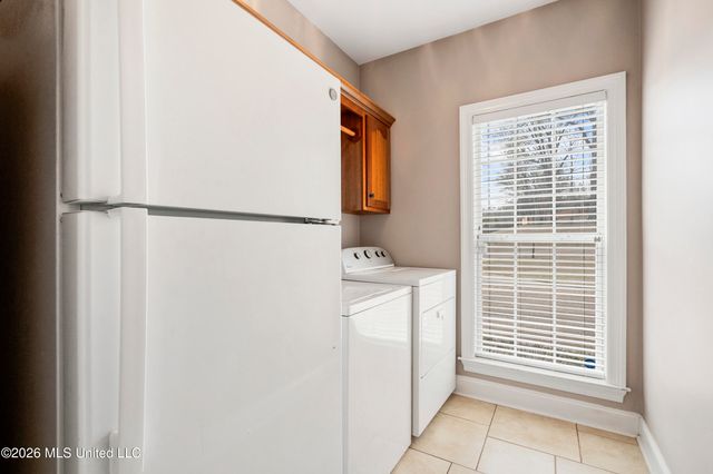 2180 Belmarie Drive, Southaven, MS 38672