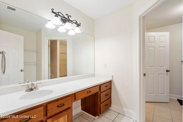 2180 Belmarie Drive, Southaven, MS 38672