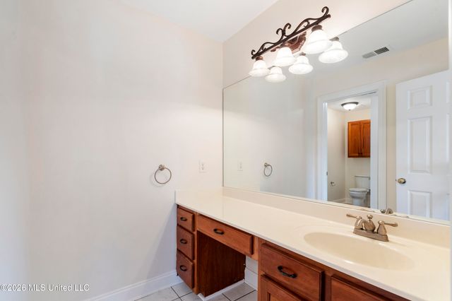 2180 Belmarie Drive, Southaven, MS 38672