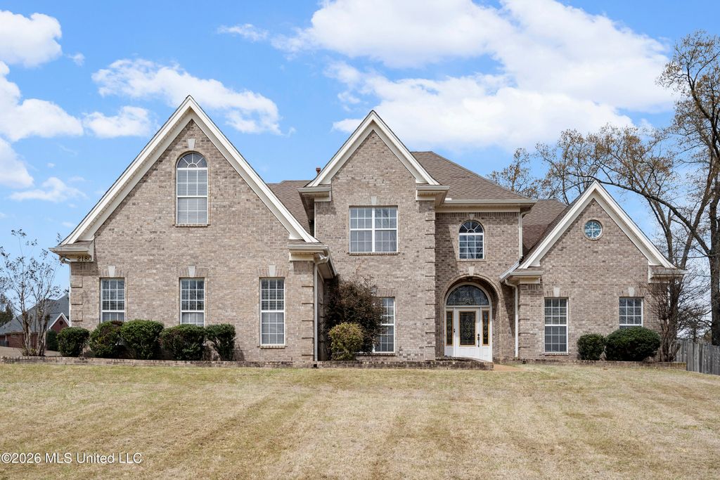 2180 Belmarie Drive, Southaven, MS 38672