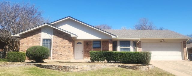 5919 Pleasant Hill Drive, Arlington, TX 76016